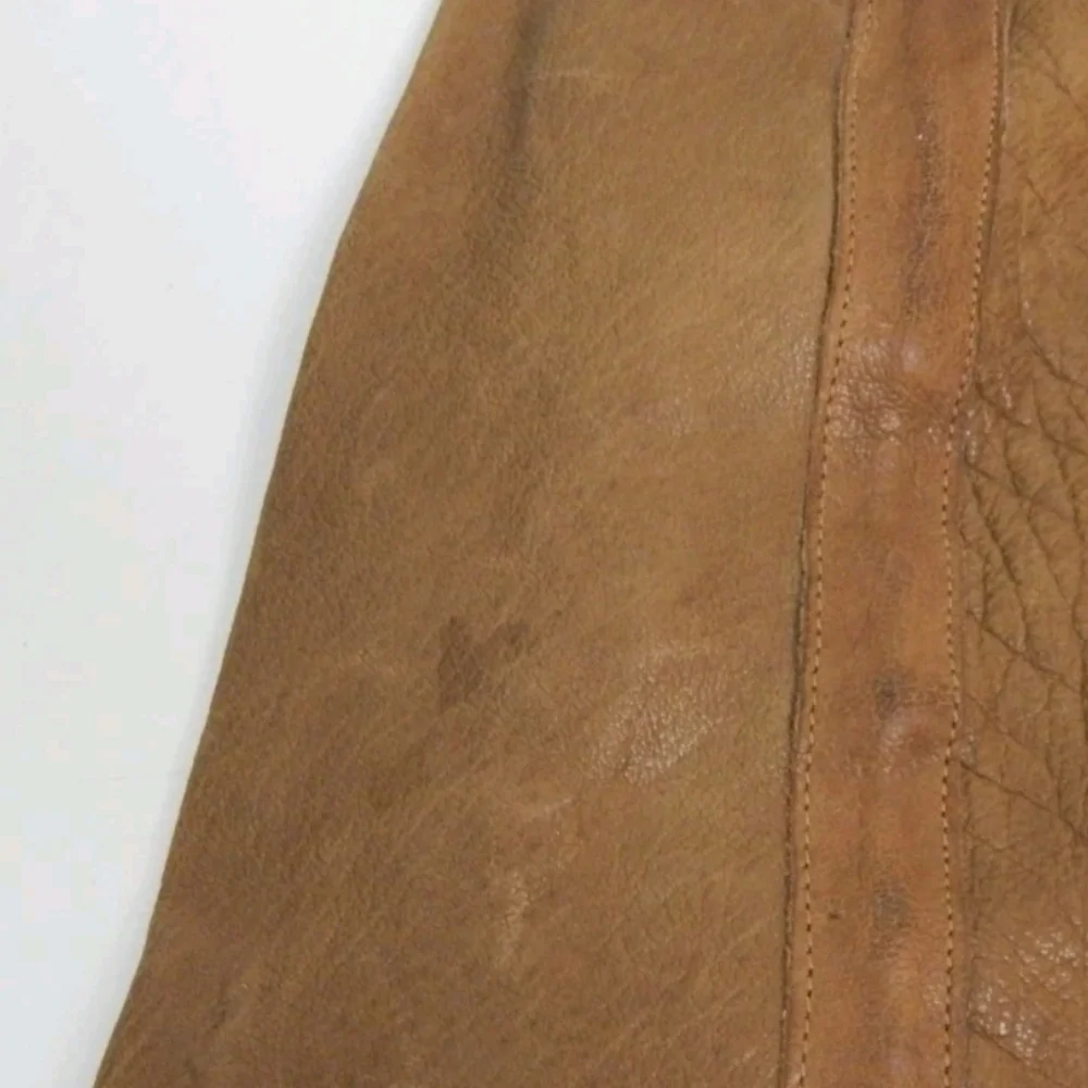 Frye brand item
